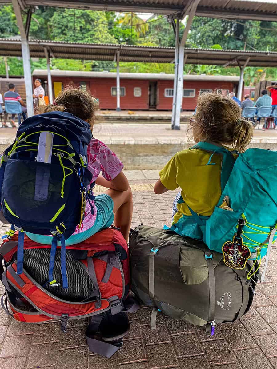 backpacking with kids in Sri Lanka