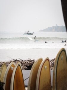 hire surf boards in Sri Lanka for children