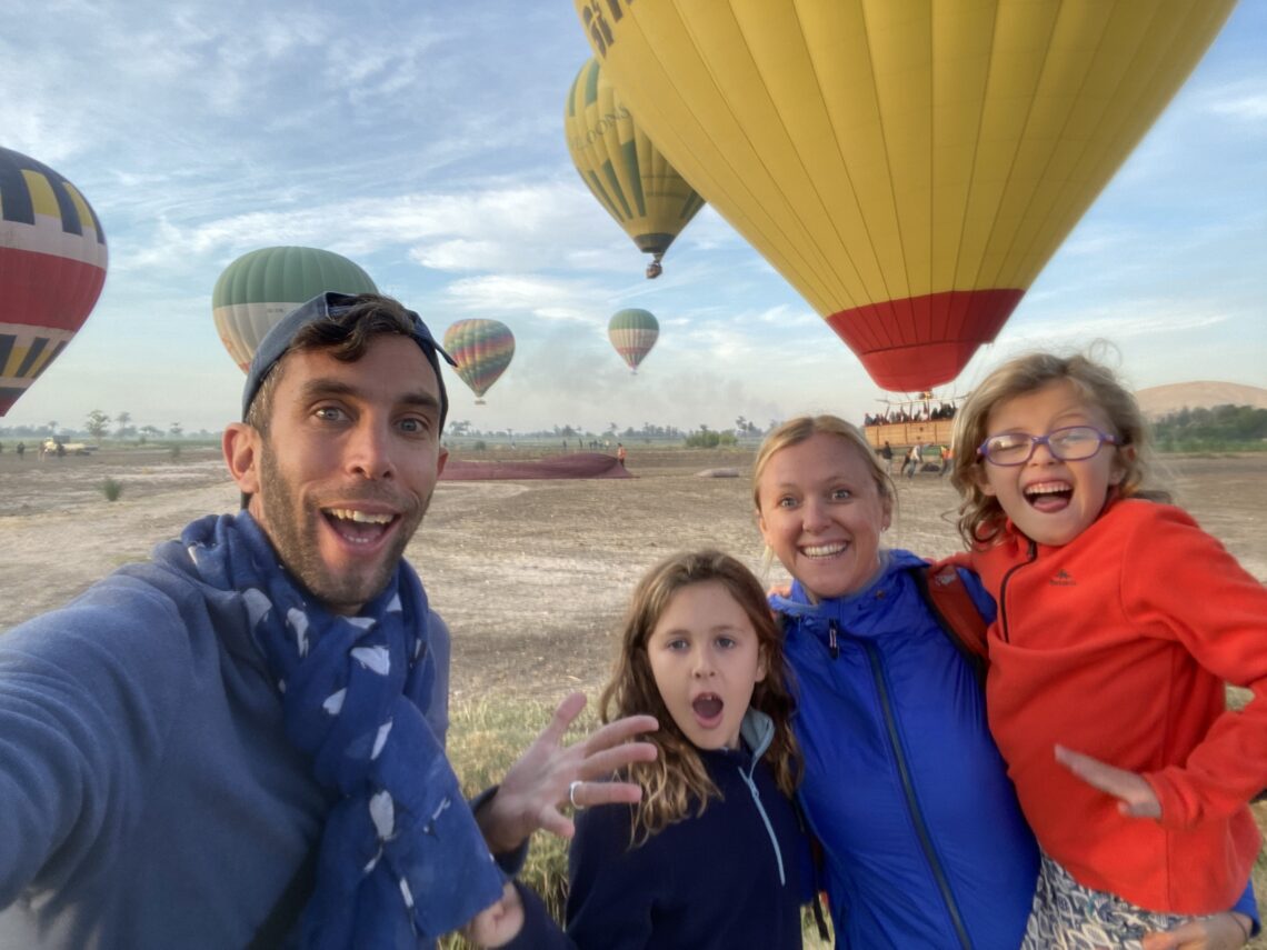 family hot air ballon ride in Luxor