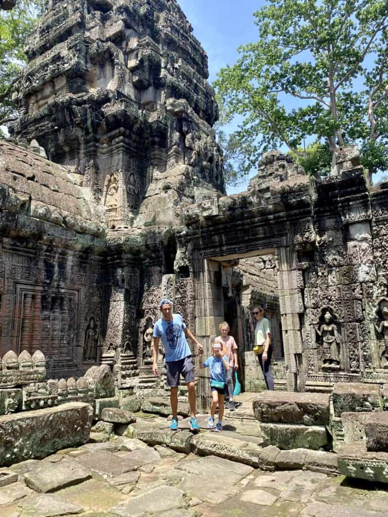 exploring Ankor Wat by bicycle with the kids